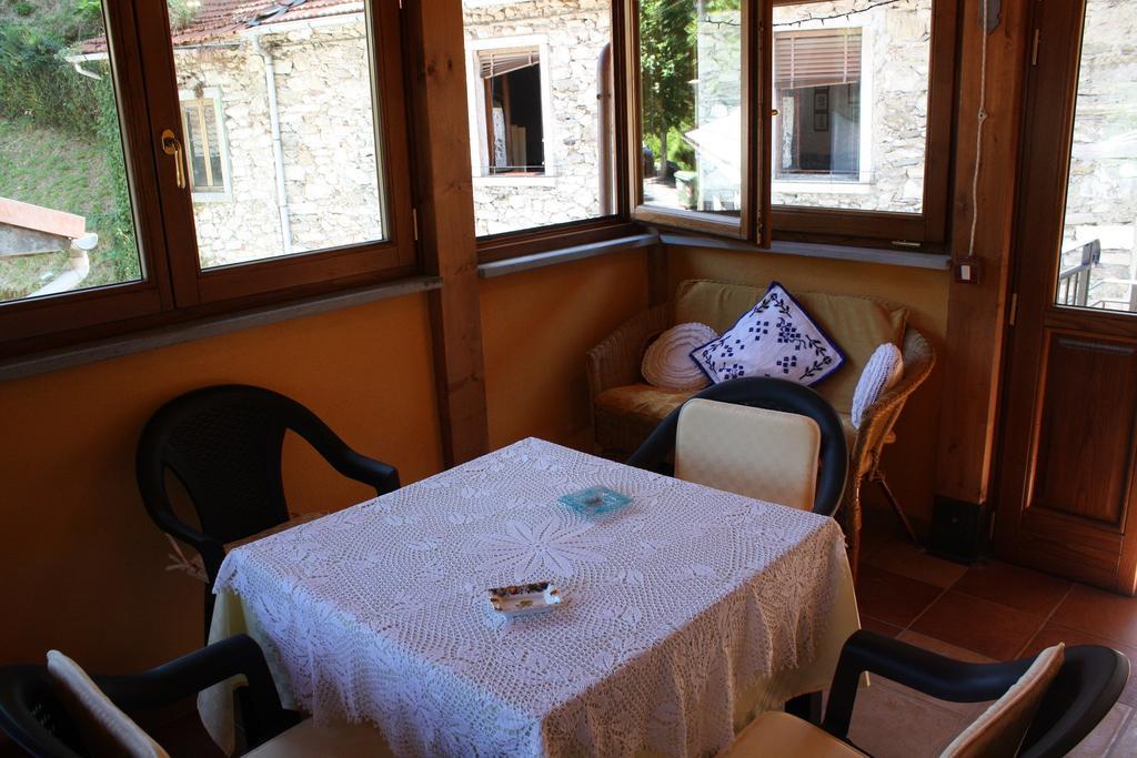 Home In Garfagnana Vagli di Sotto Bagian luar foto